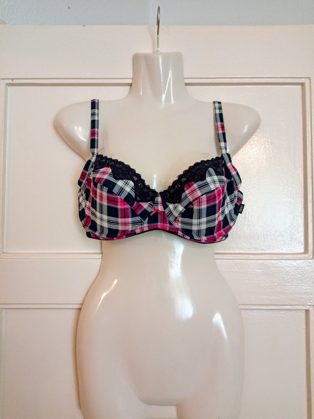 Sehr schönes kariertes BH von Esprit 
