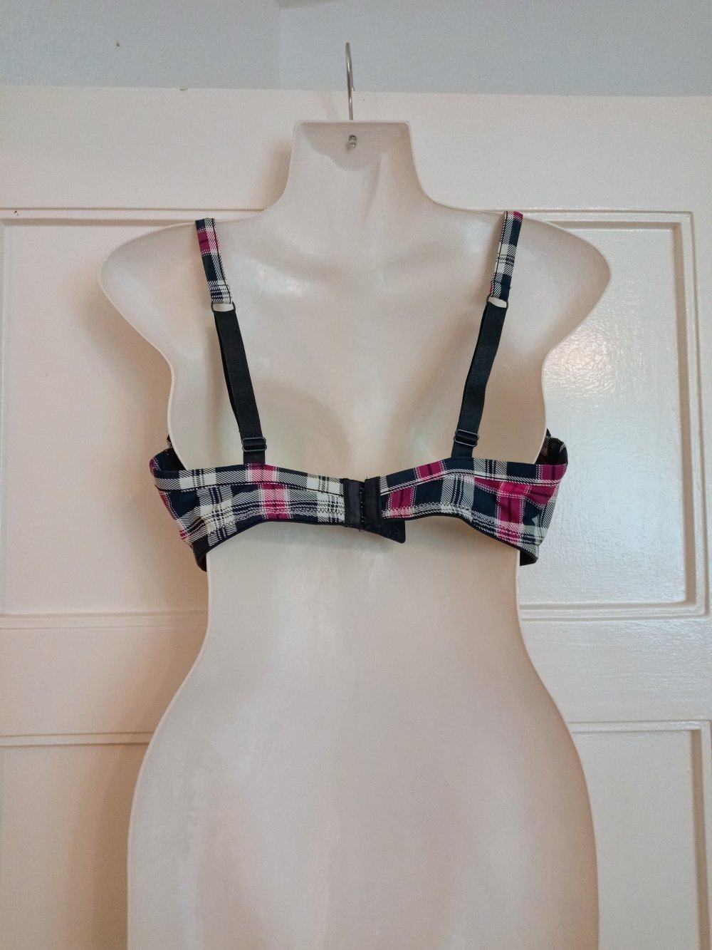 Sehr schönes kariertes BH von Esprit 