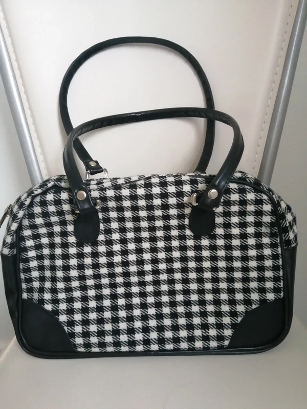 Handtasche mit Vichymuster/Hahnentritt