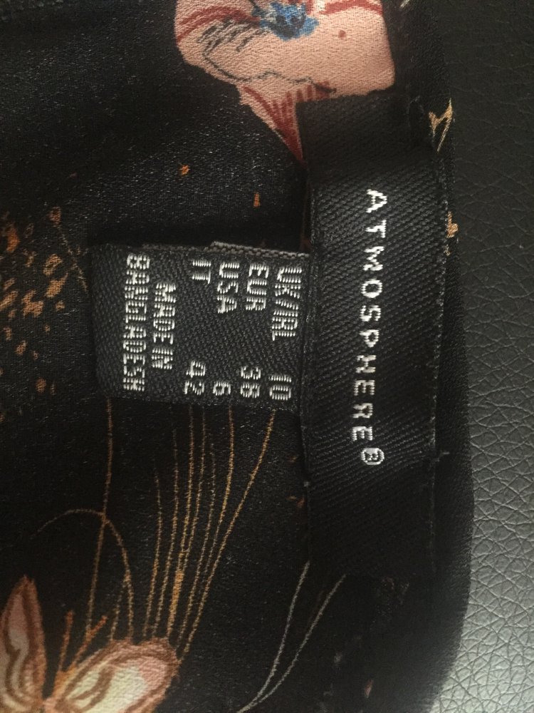 Geblümte Bluse