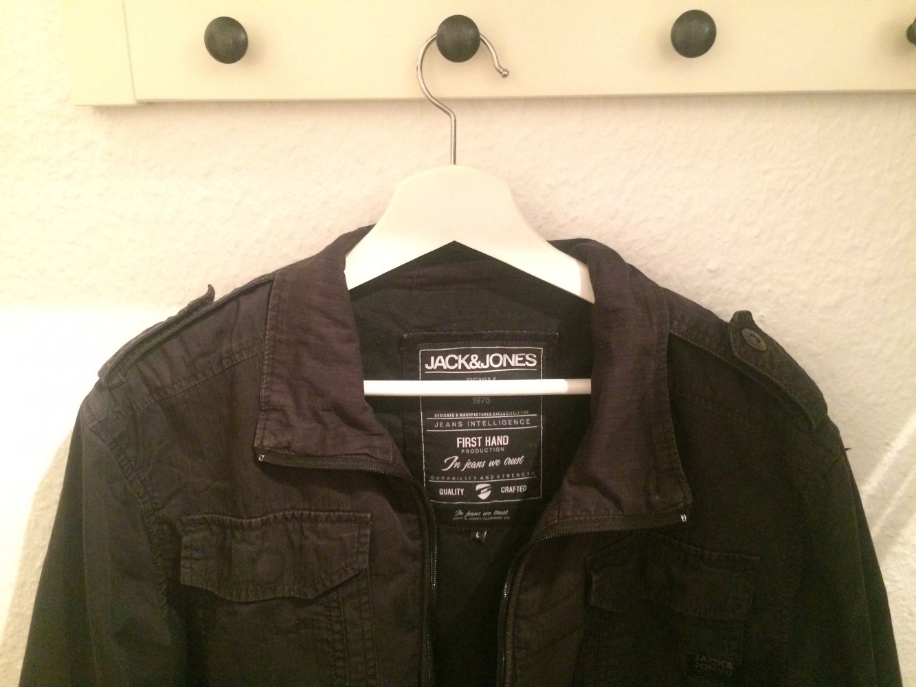 schwarze (Übergangs-)Jacke von Jack&Jones (Gr. L)
