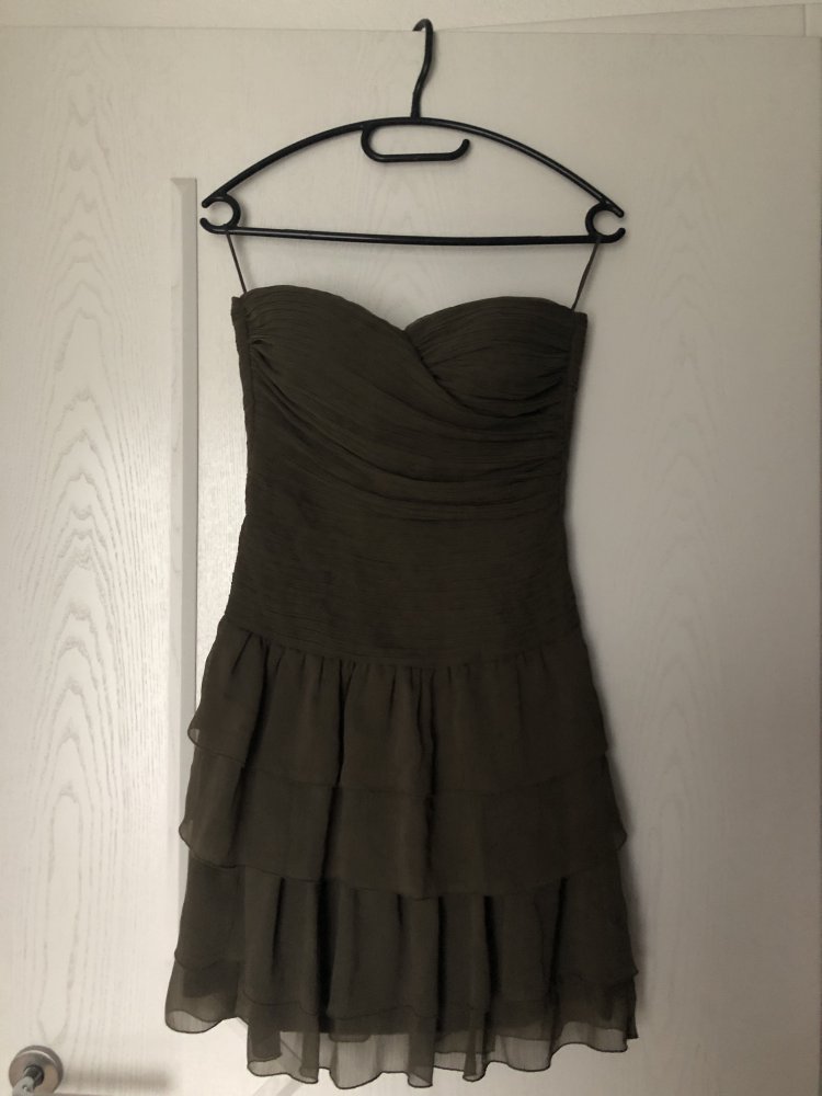 Kleidchen Olivgrün