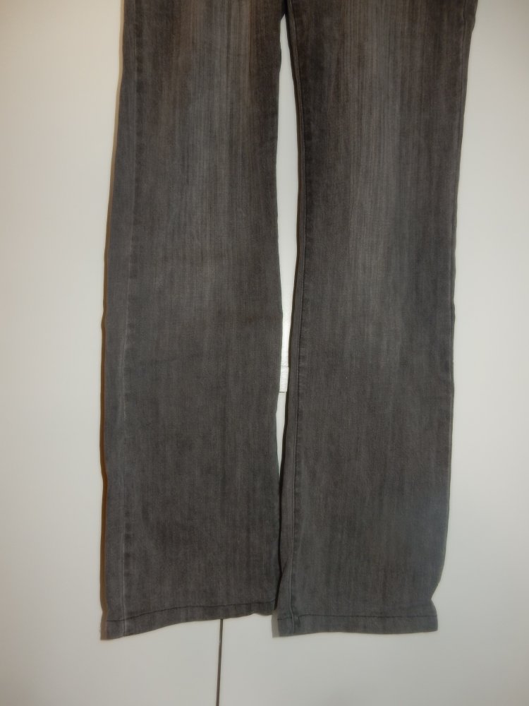 graue Jeans, Gr. 40, selten getragen