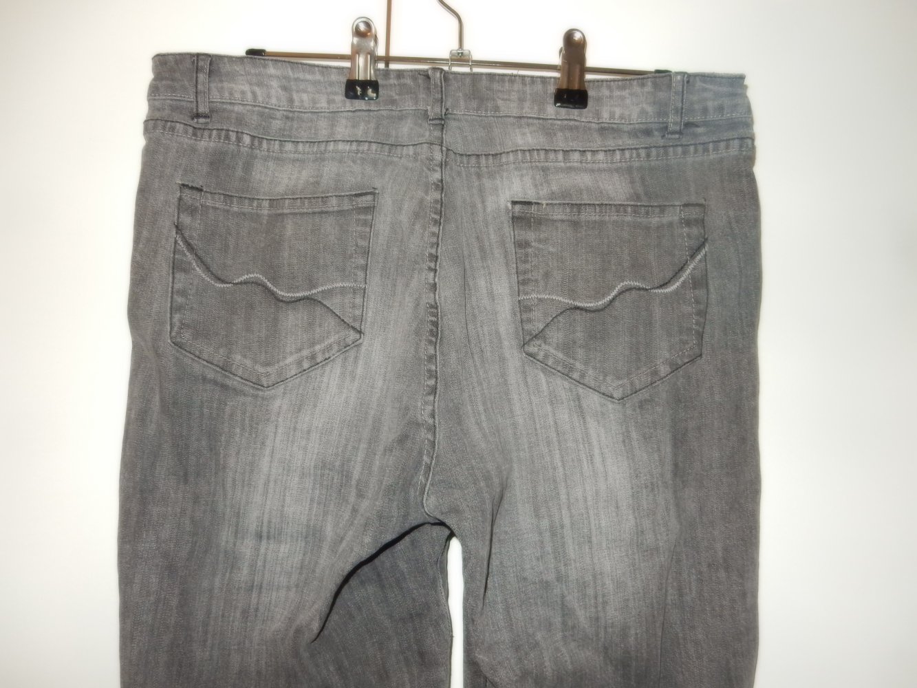 graue Jeans, Gr. 40, selten getragen
