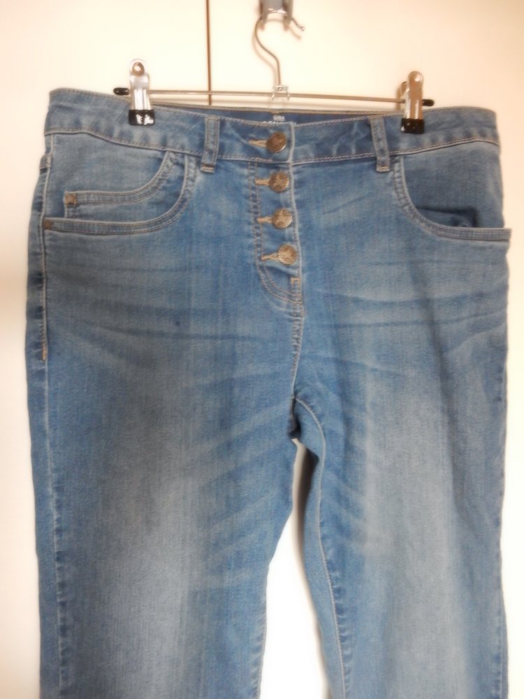 Jeans, Gr. 42, blau, selten getragen