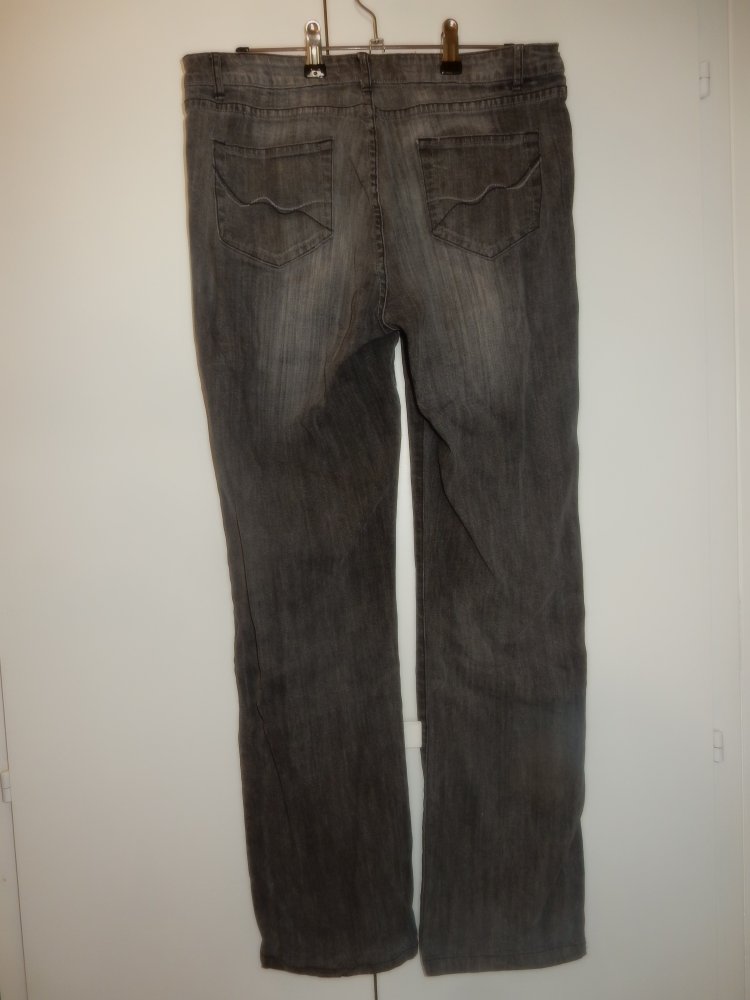 graue Jeans, Gr. 40, selten getragen