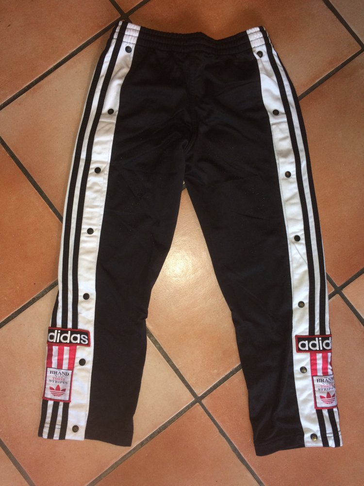 Adidas Jogginghose, schwarz-weiß, Gr. 140