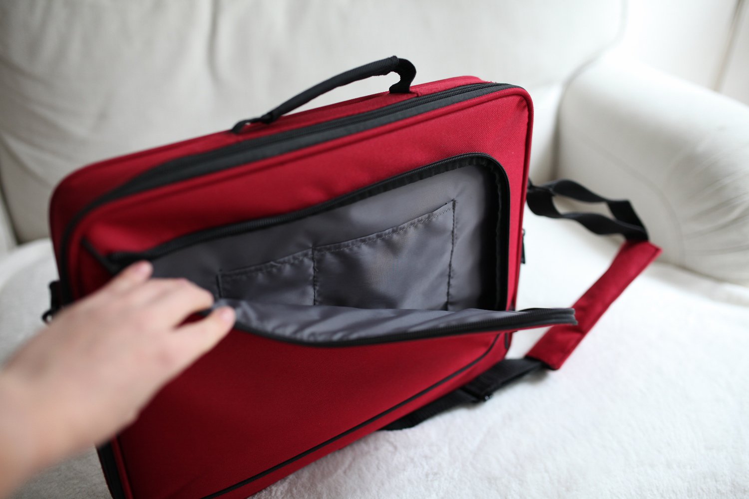 Hama - HAMA Laptoptasche aus rotem Stoff :: Kleiderkorb.ch