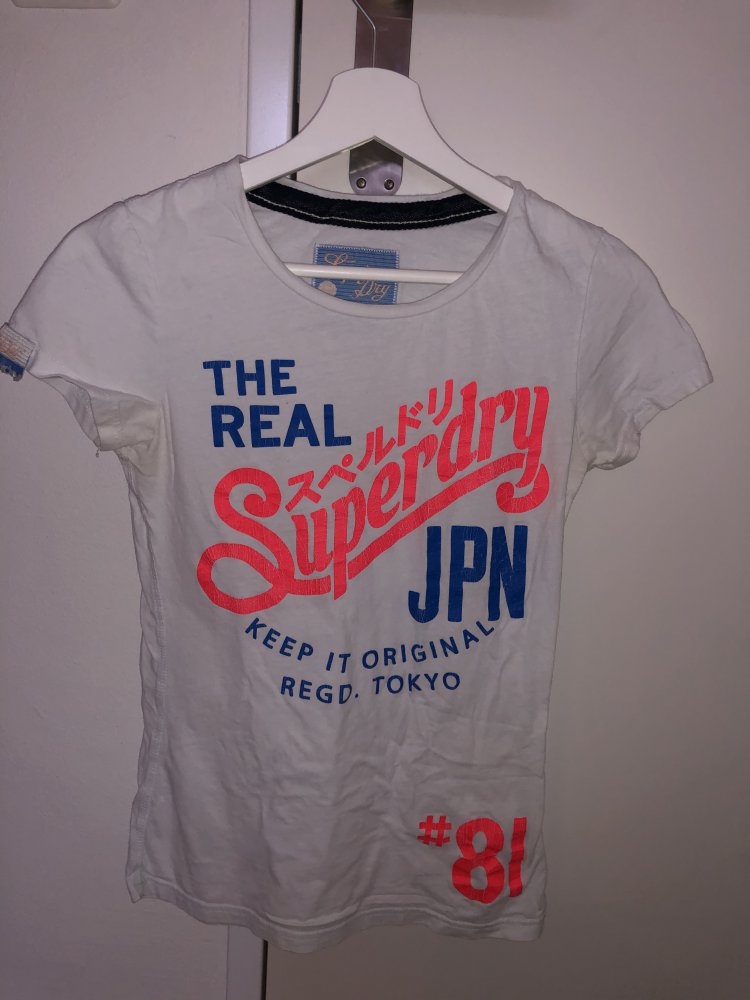 Superdry T-shirt
