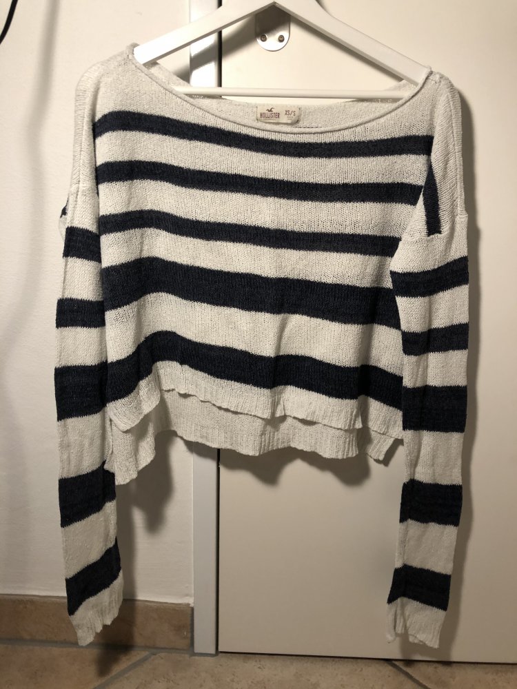 Grosses Rundkragen Pullover