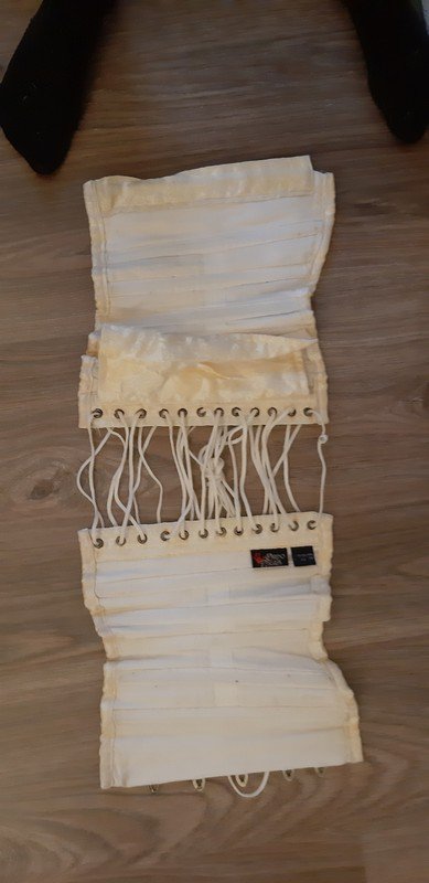 goldene beige Corsage von Ordo Nigra GR XS