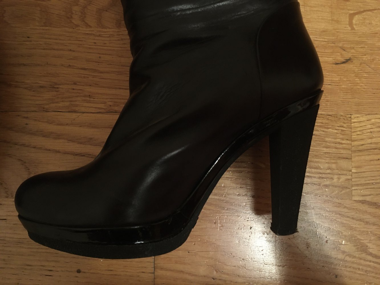 Schwarze italienische Designer Stiefel mit 10 cm Absatz kniehohem Schaft aus Glattleder, Gr. 36