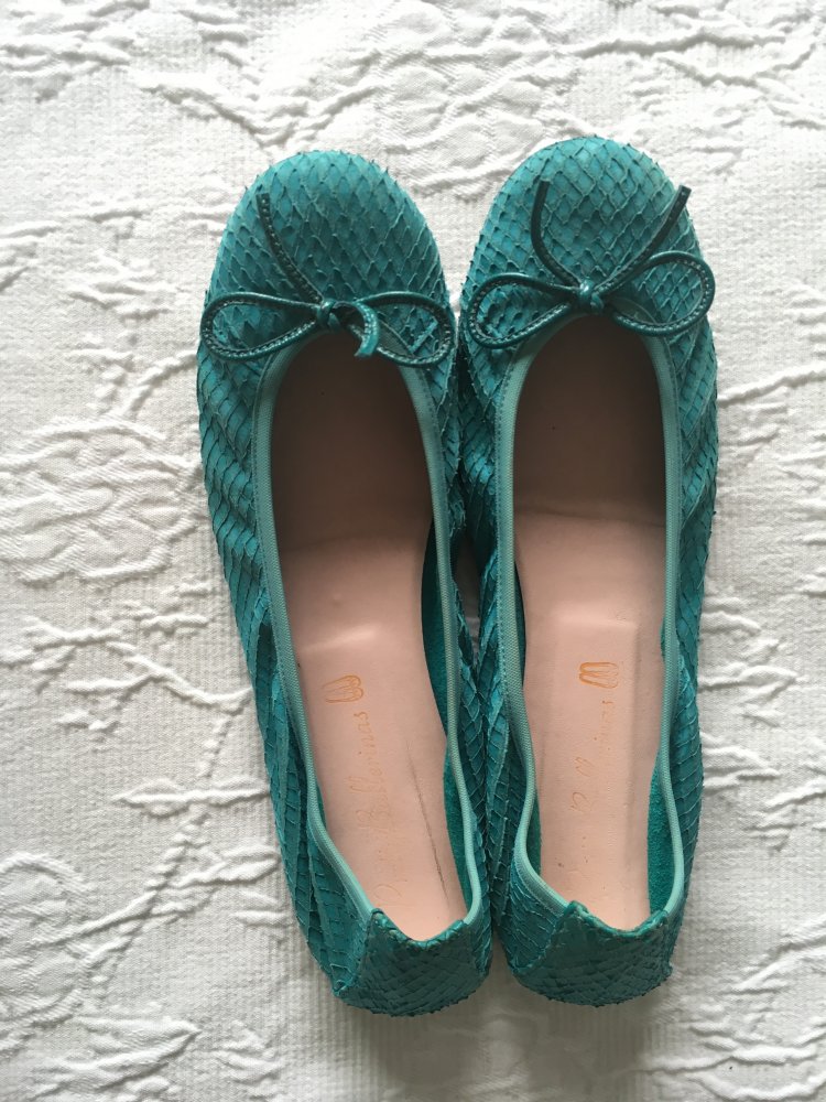 Sommer Frühling Peppige Pretty Ballerinas Schläppchen in türkis/blau Schuppenmuster mit Schleife und Gummizug, Gr. 38