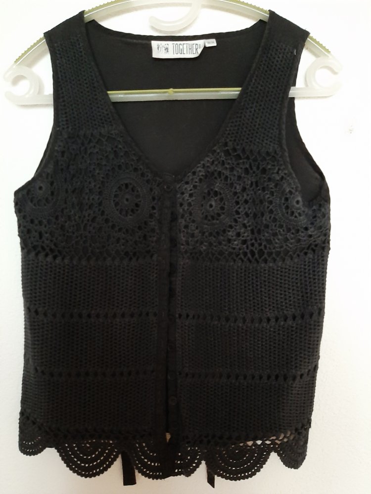 Damen Gilet Weste schwarz mit Häckel Einsatz 
