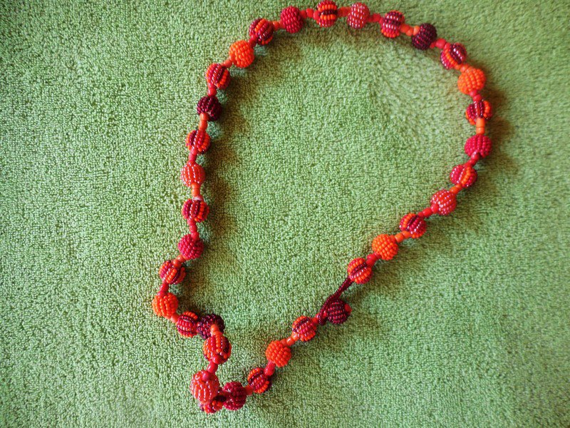 Kette mit   AHA Effekt