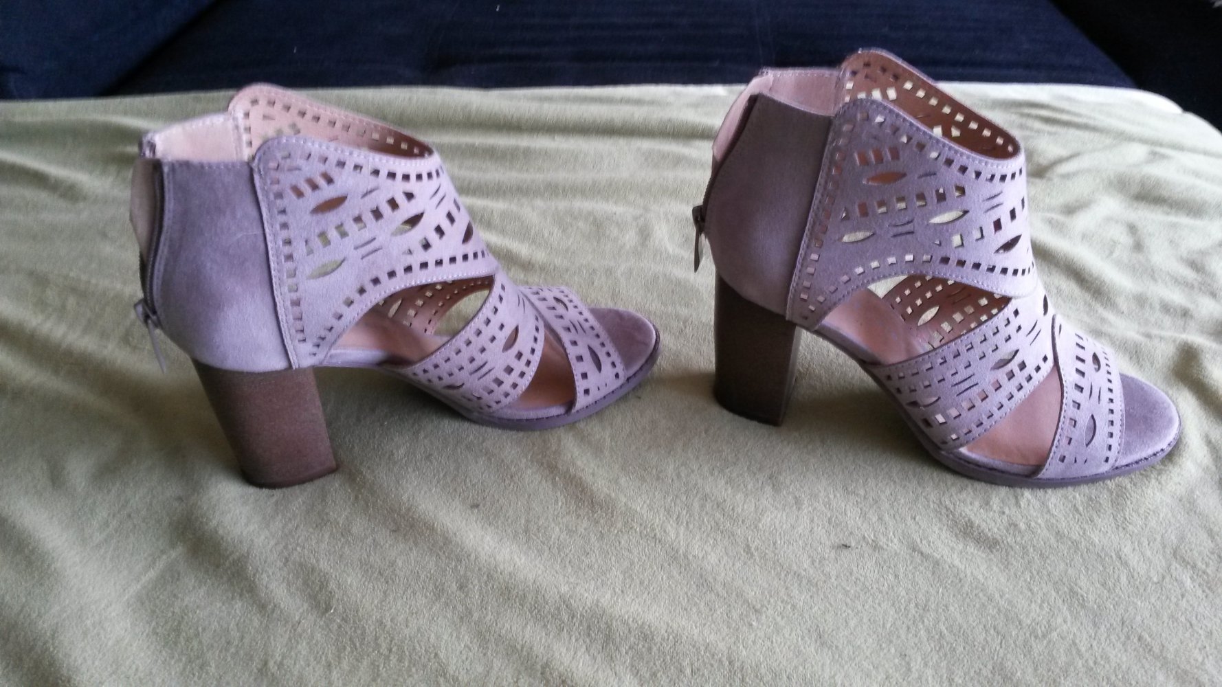 Damenpumps - Größe 36