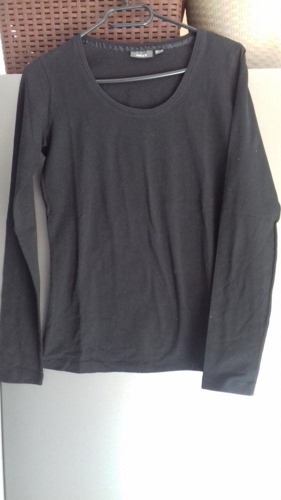 schwarzes Langarmshirt von mexx Gr. M € 5,--