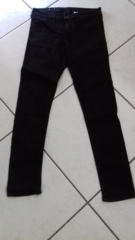 schwarze Strech-Jeans von H&M Skinny Ankle Gr. 36 € 8,--