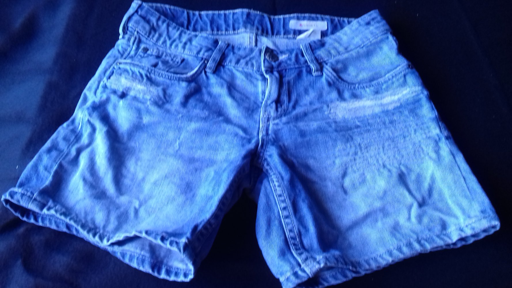 Jeansshort von H&M Gr. 152 € 2,--