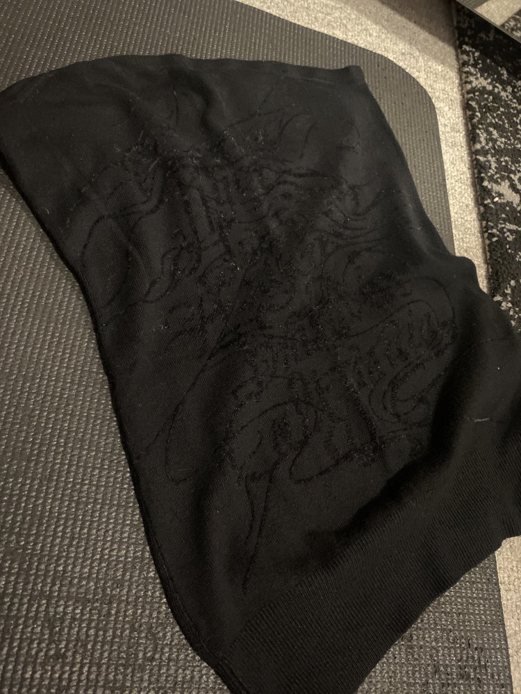 Guess Top