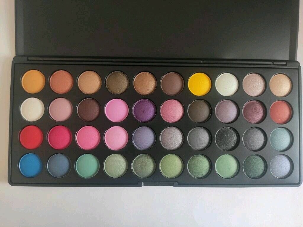 BH Cosmetics Party Girl Lidschatten Palette Limited Edition