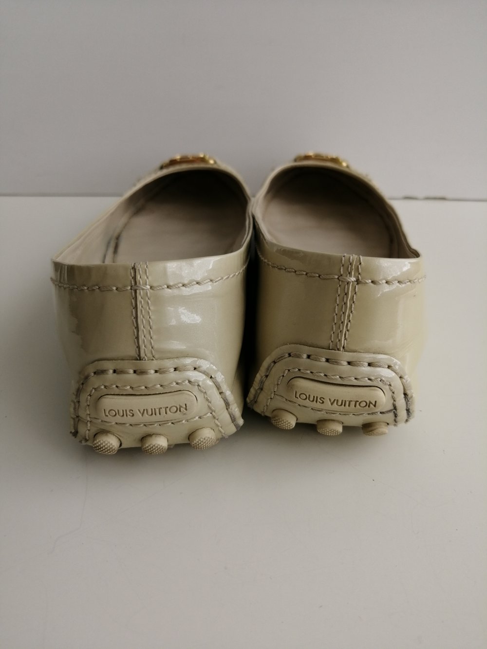 Louis Vuitton ballerinas 39