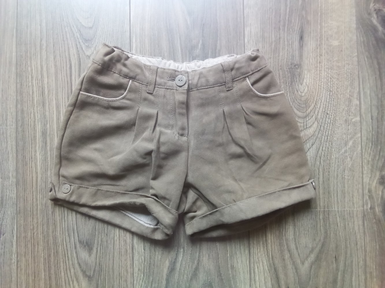 kurze Hose Shorts okaidi 114cm 6 Jahre beige braun Tracht