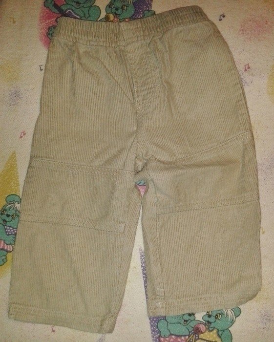 Sehr schöne Cordhose Gr. 80 