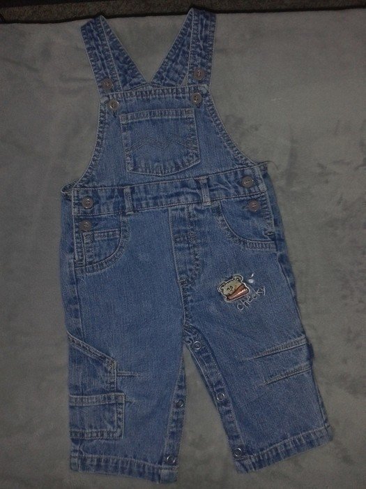 Sehr schöne Jeans - Latzhose Gr. 62 