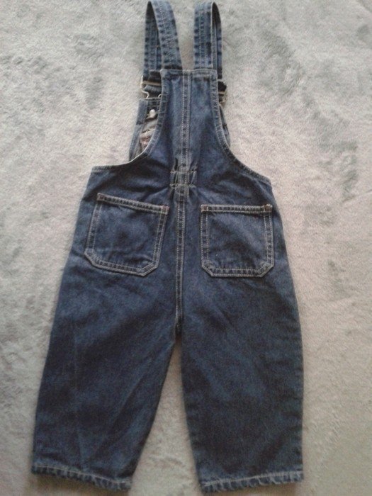 Sehr schöne Jeans Latz- Hose Gr. 62/68 