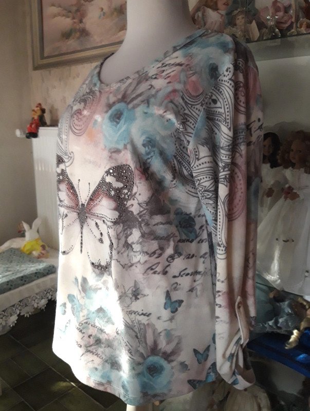 Pulli mit Glitzersteinchen 