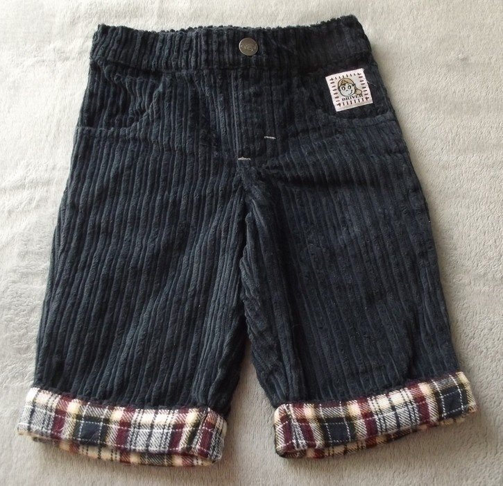 Sehr schöne Cordhose Gr. 62 