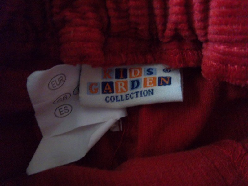 Schöne rote Cordhose Gr.62/68 