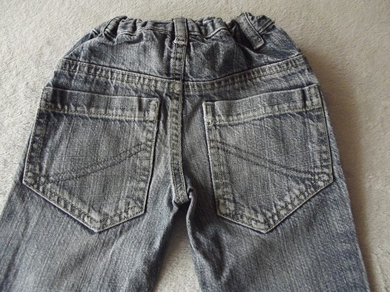 Sehr schöne Jeans Gr. 86