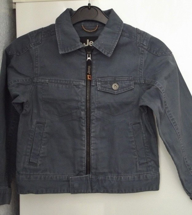 Sehr schöne neuwertige Cordjacke von Jeep 