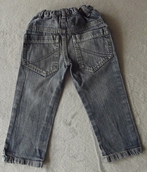 Sehr schöne Jeans Gr. 86