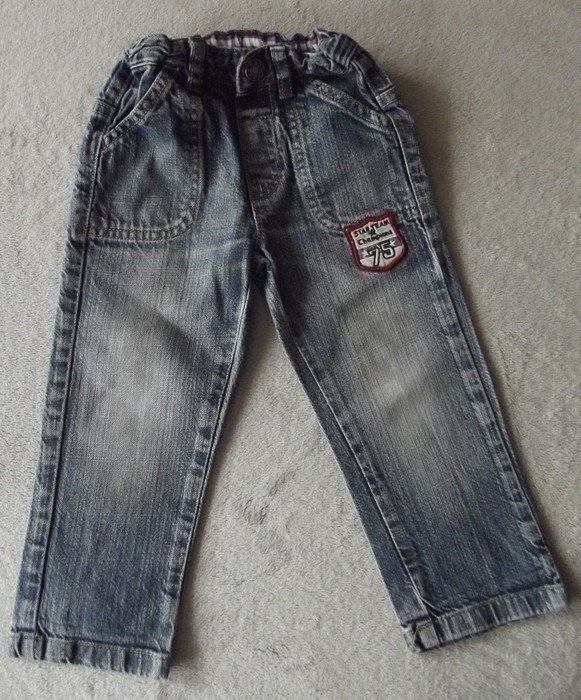 Sehr schöne Jeans Gr. 86