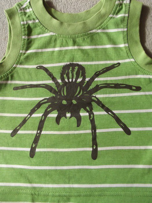 Sehr schönes Achselshirt Gr. 80/86 