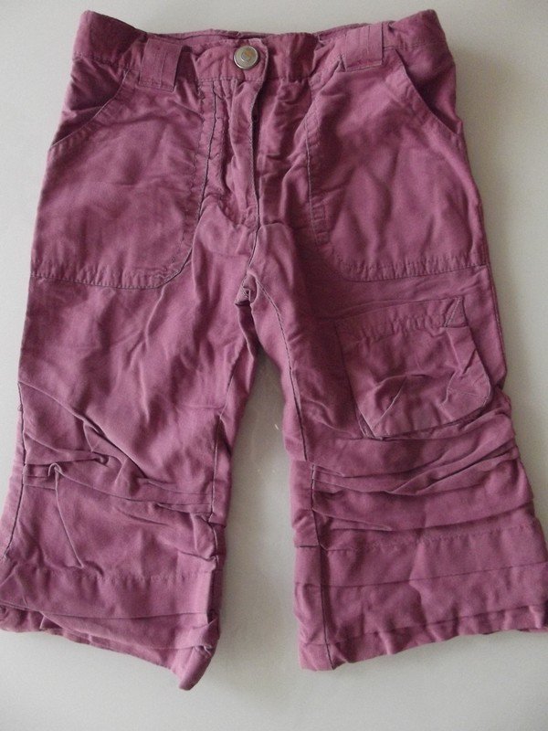 Sehr schöne leicht gefütterte Hose 