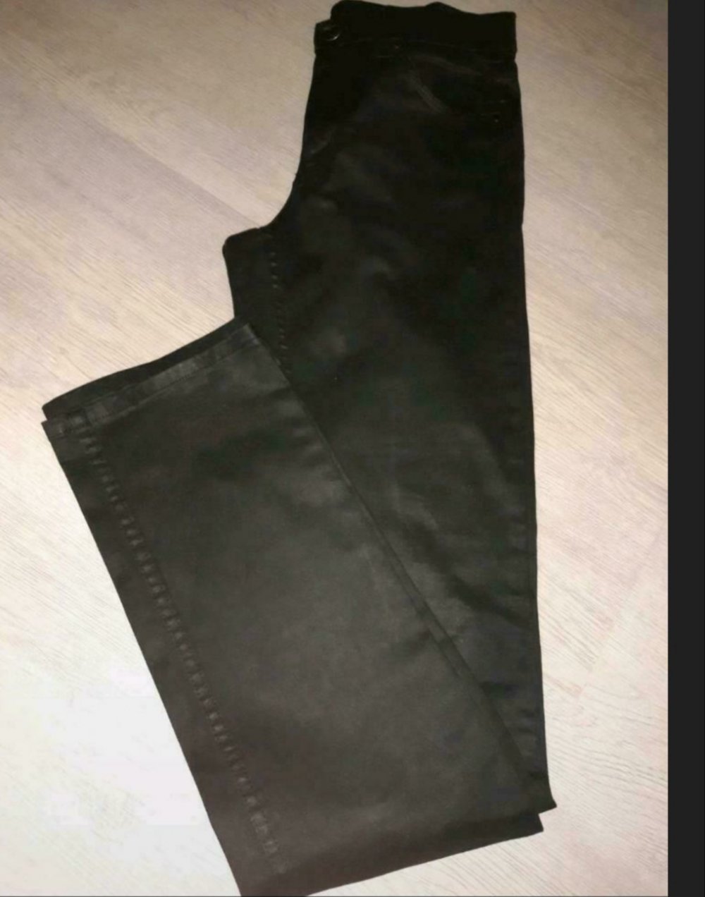 Lederhose von der Marke Angels 