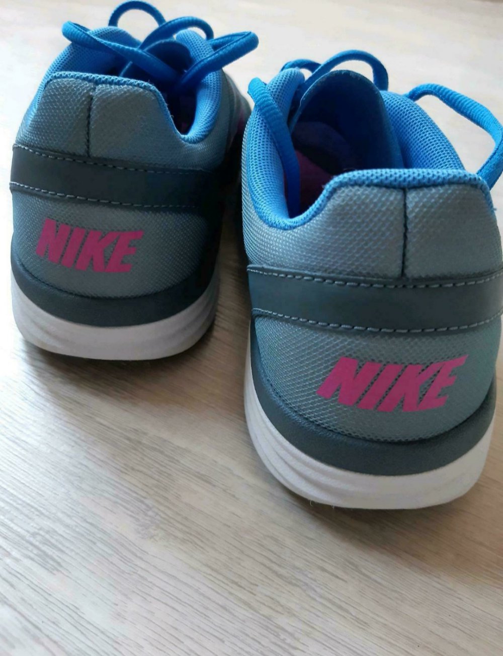 Nike Sportschuhe 
