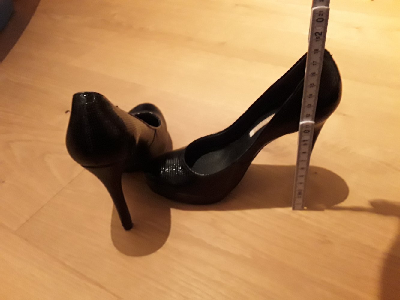 Buffalo Pumps mit Plateausohle, Highheels 