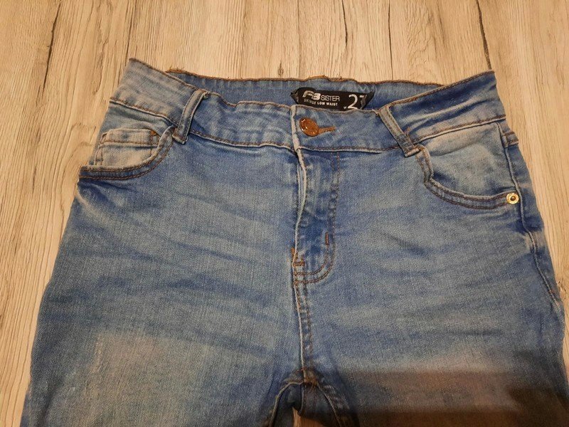 Damen Ripped Jeans skinny low waist Gr. 27 von New Yorker