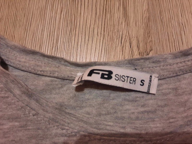 Damen T-Shirt bedruckt Breaking News von New Yorker