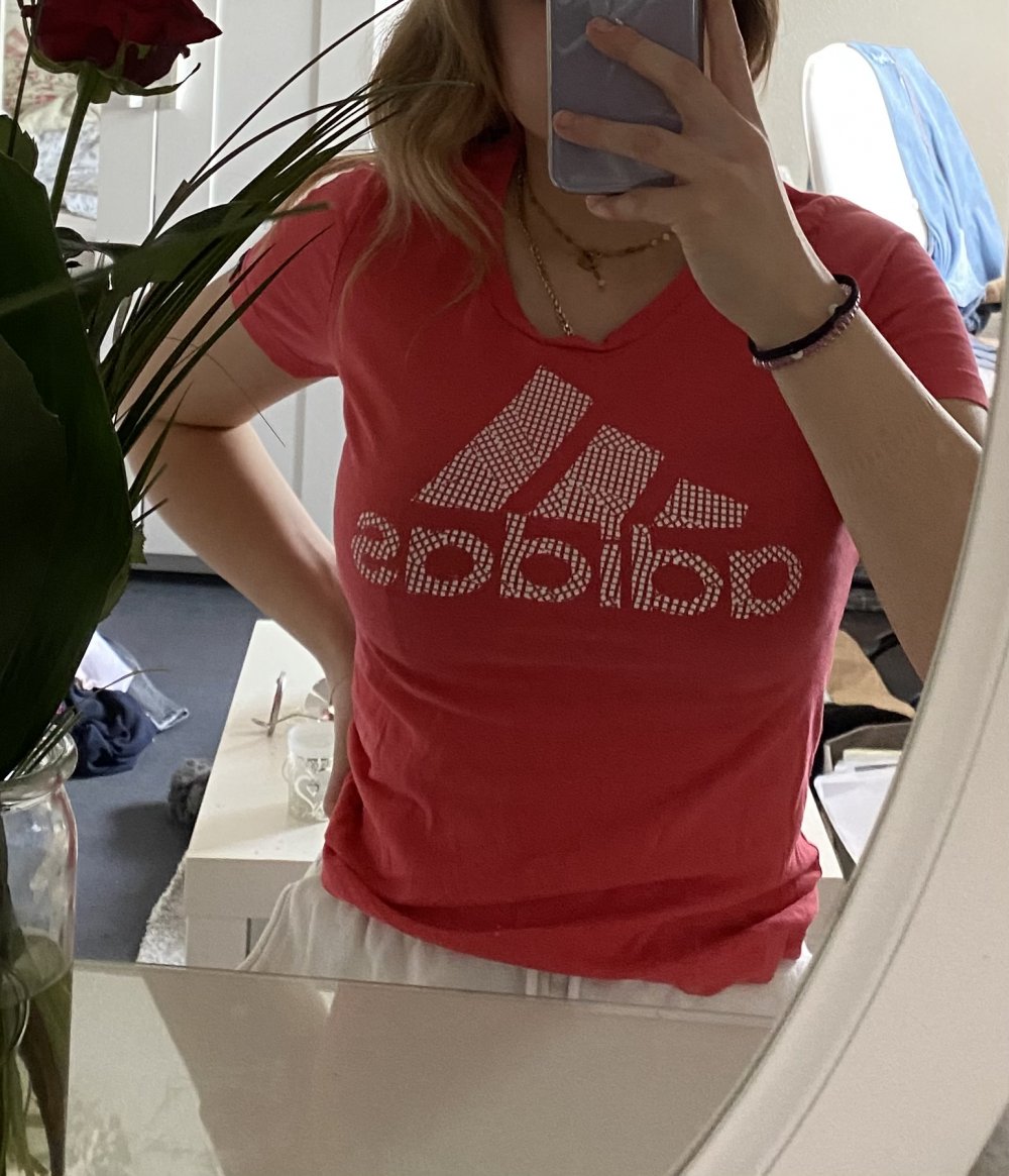 Adidas T-Shirt