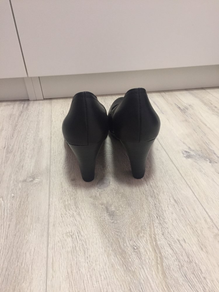 Tamaris Pumps Gr. 38