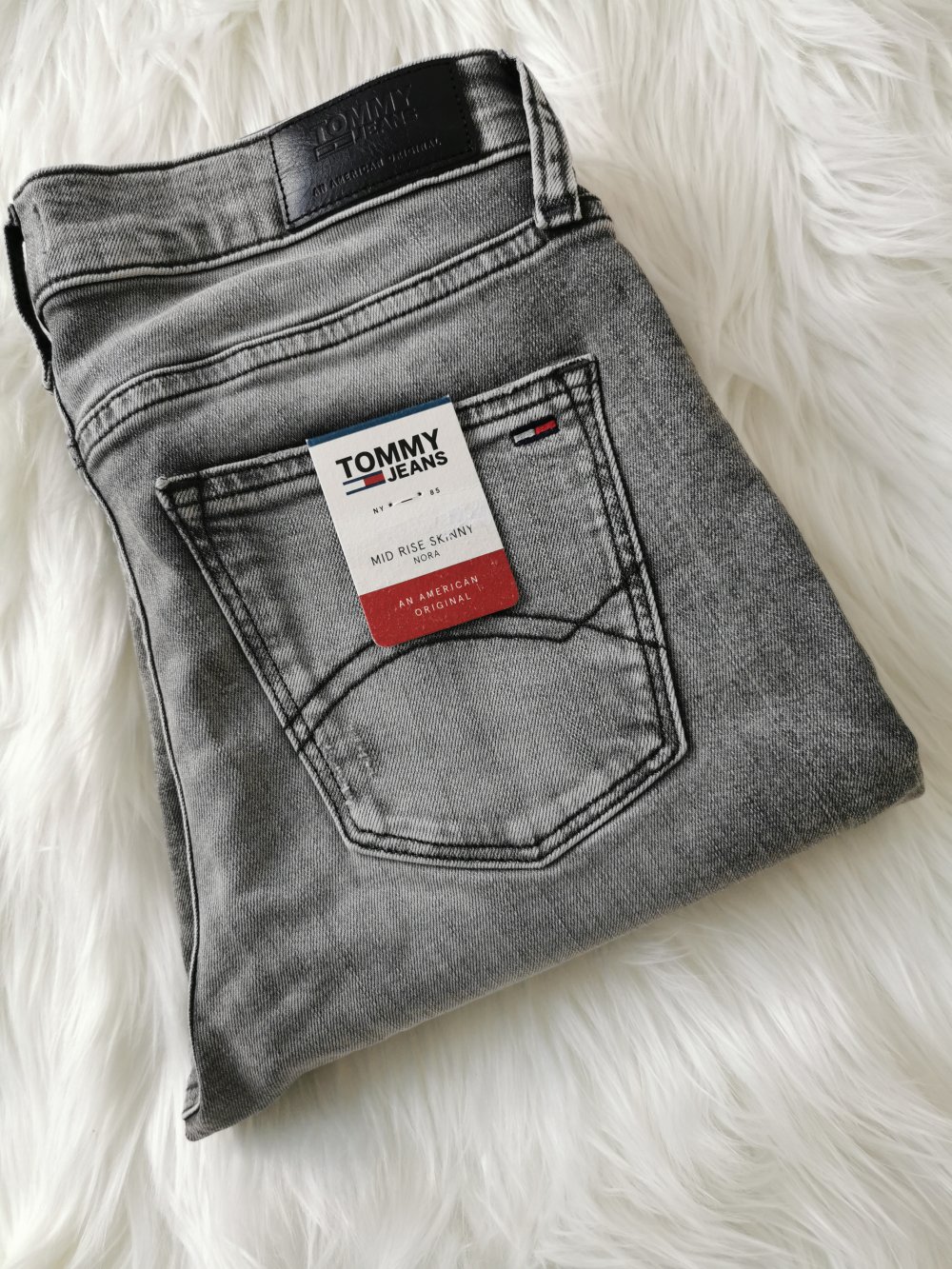 Tommy Hilfiger 26/32