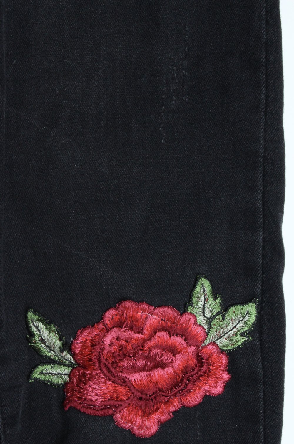 Jeanshose Größe S 36 schwarz Blumenaufsatz Rose Damen-Hose Jeans Hose Gr Blume Blumen Aufsatz grün eng 
