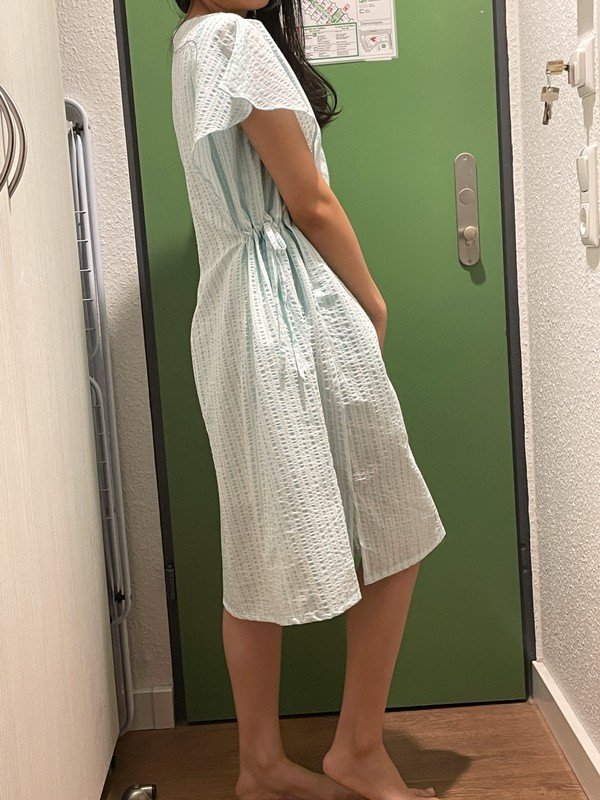 NEU Knielanges Kleid mit A-Linien-Form