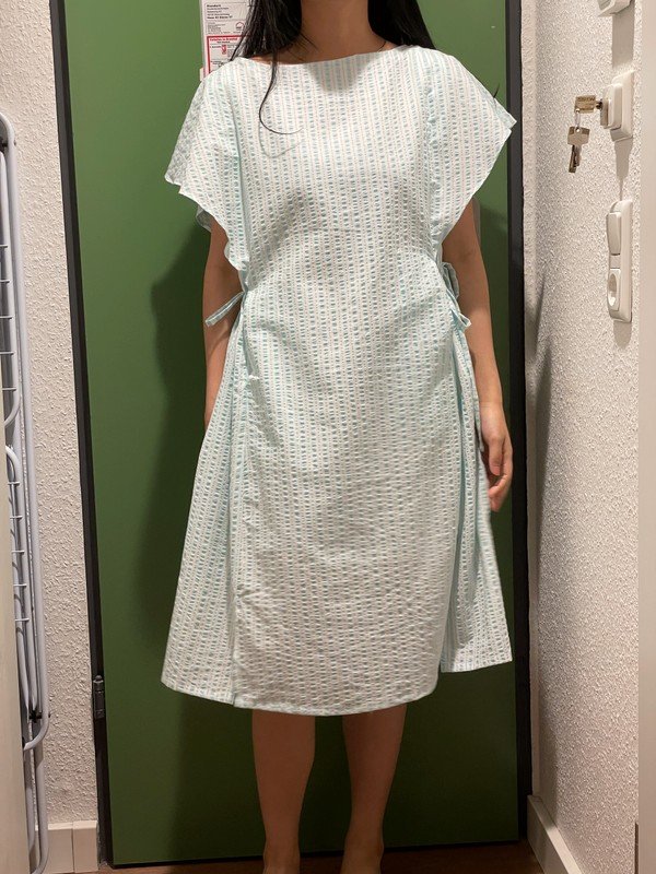 NEU Knielanges Kleid mit A-Linien-Form